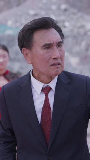 归来之八月十五月儿圆（57集）火爆短剧抢先看