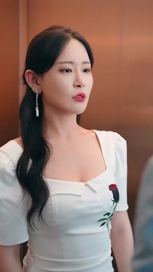 崛起吧主妇（30集）短剧解说热门