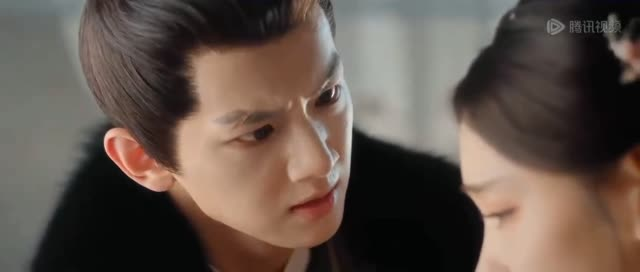 执笔男主角是谁