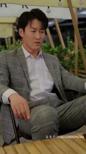 老板一不小心吻上你（83集）全网独播免费看