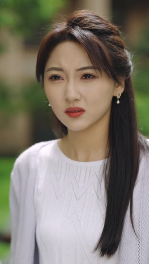离婚后大小姐在娱乐圈杀疯了（80集）热门短剧大全
