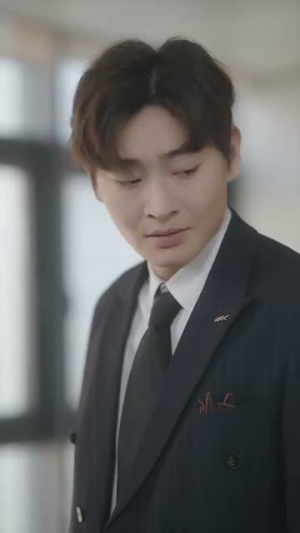 替嫁后总裁他不装了（99集）短剧演员排行榜