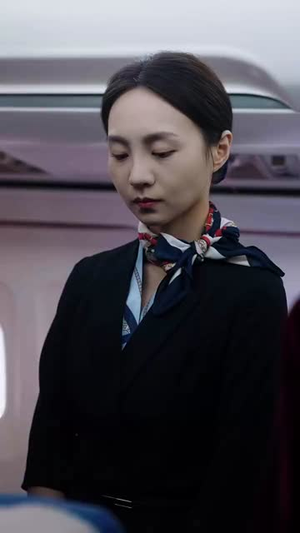 在万米高空放弃爱过的他（82集）短剧全集抢先看