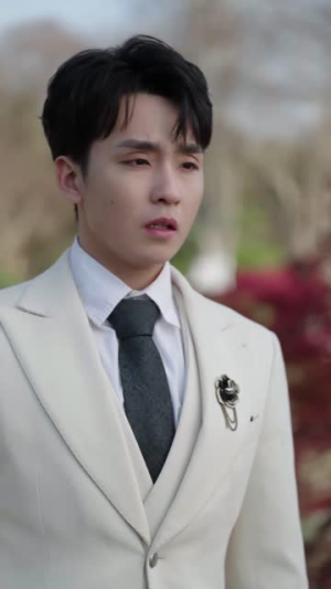 穿书女配自救指南（65集）热门短剧排行榜