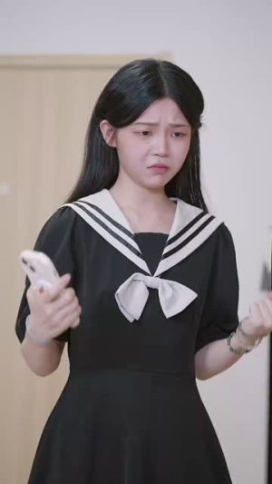 我靠怨气收集系统成为巨星(82集）热播短剧推荐