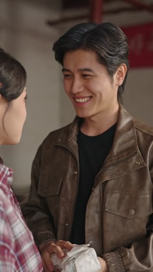 我在大山脚下修了个假仙(81集) 我在大山脚下修了个假仙(81集)最火爆短剧