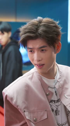 穿成炮灰女配我只想当公婆的宝贝（80集）热门短剧推荐。