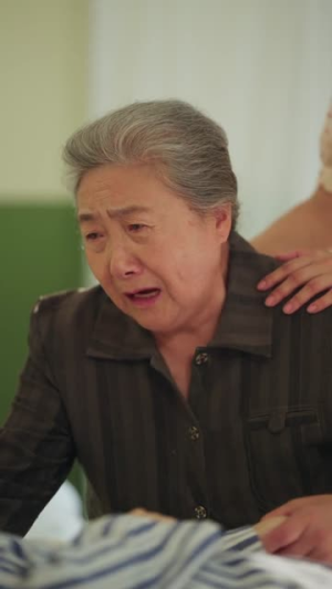 满级长姐，接单八零（63集）最新短剧推荐