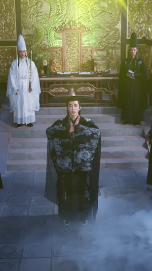 老祖归来,执掌天命(75集) 老祖归来,执掌天命(75集)高分推荐免费看