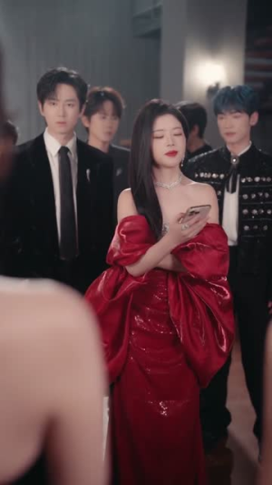 女将军挥挥拳,豪门老公乖成犬(80集) 女将军挥挥拳,豪门老公乖成犬(80集)免费在线看全集