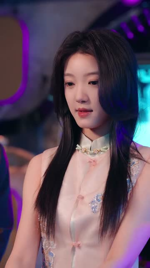 顾少在京大,校花排队求同桌(90集) 顾少在京大,校花排队求同桌(90集)小短剧抢先看