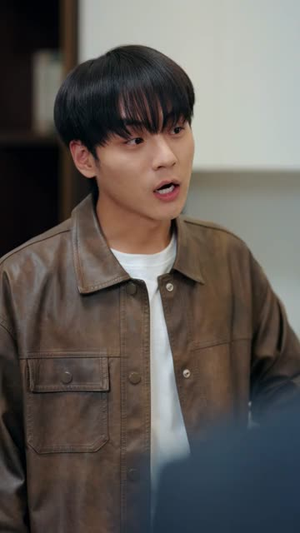 入赘不让碰,获得系统后放飞自我(81集) 入赘不让碰,获得系统后放飞自我(81集)小短剧抢先看