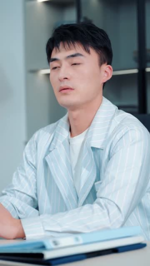 开局赘婿,系统你自己卸载了吧(67集) 开局赘婿,系统你自己卸载了吧(67集)热门爆款短剧