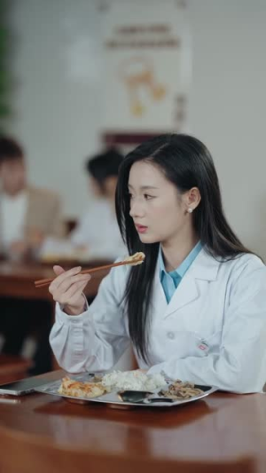 爱意藏风中(80集) 爱意藏风中(80集)短剧上头又好看